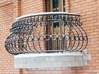кованая ограда балкона